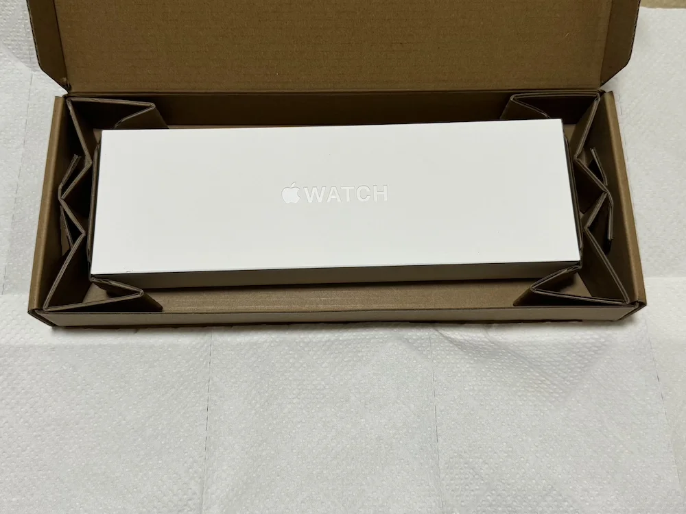 Apple Watch Series 10の配送パッケージ2