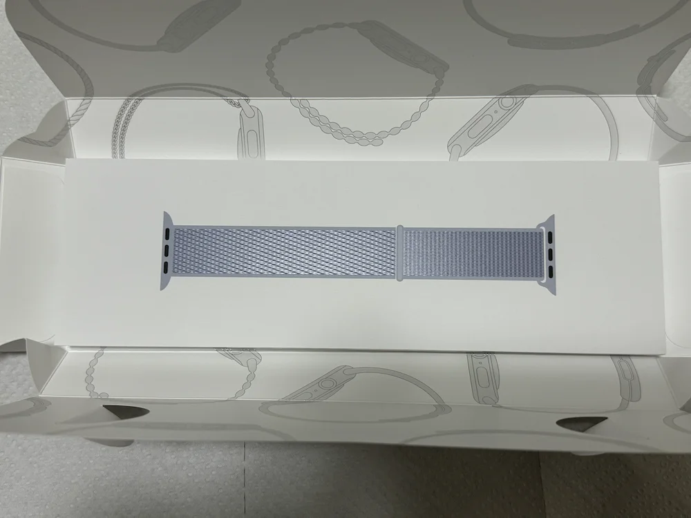 Apple Watch Series 10バンドのパッケージ