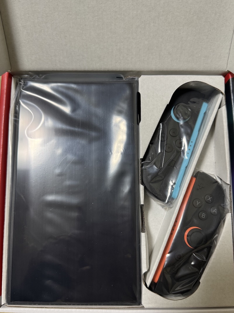 任天堂Switch2の開封-本体とJoyCon2